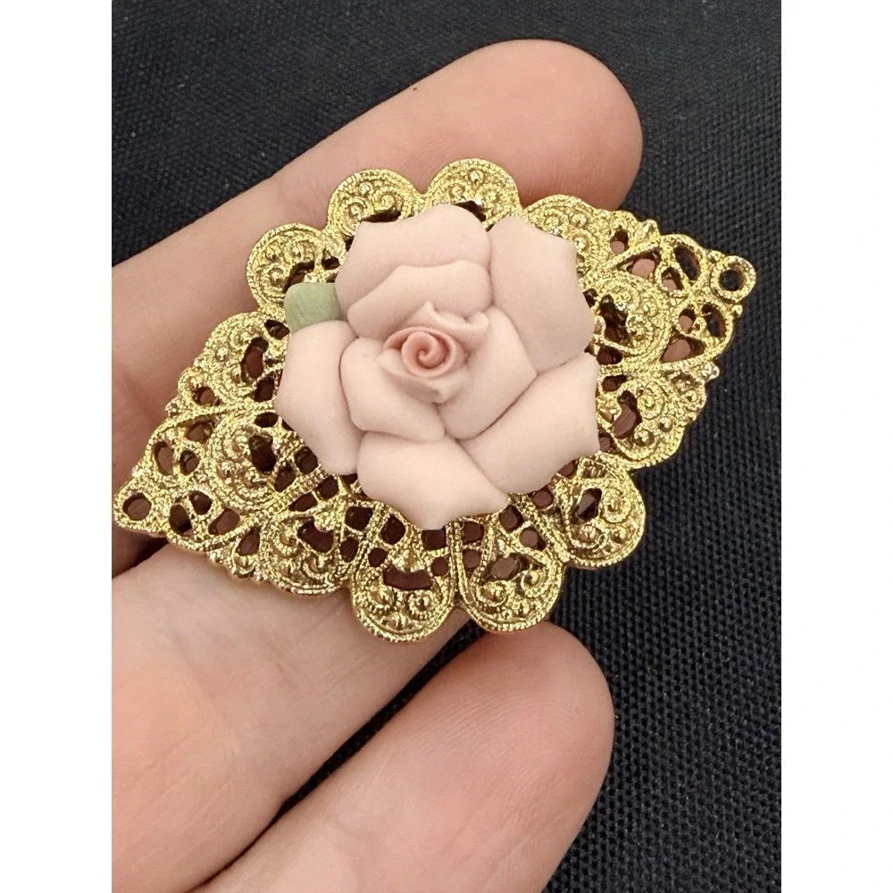 Vintage 1928 Pink Porcelain Pink Rose Flower Filigree Oval Brooch Gold tone